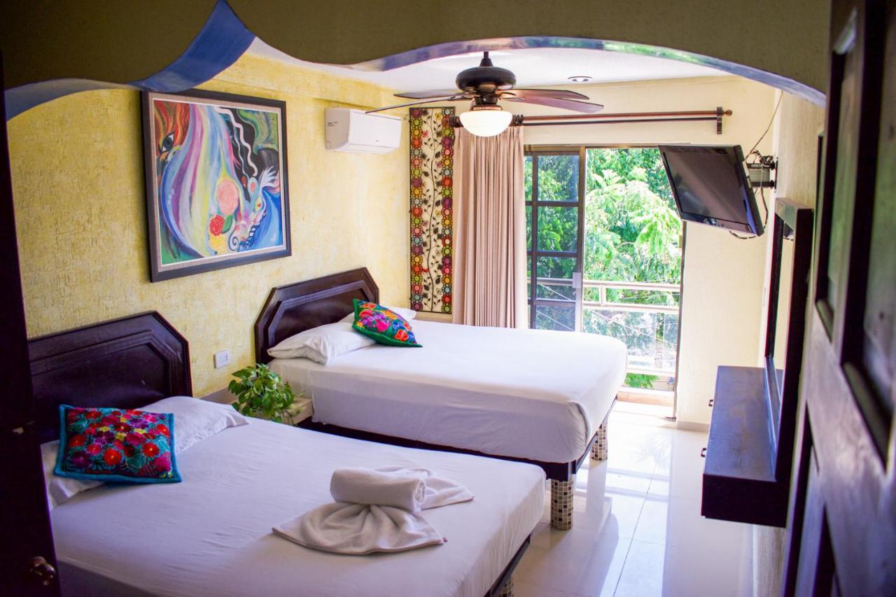 Hotel Melina Плая дел Кармен Екстериор снимка